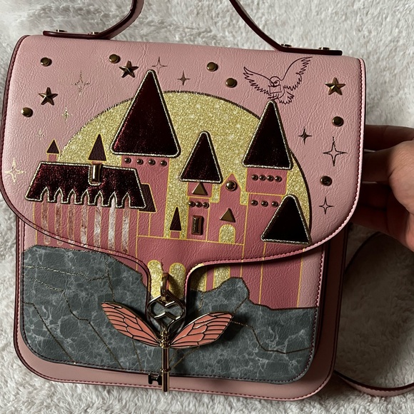 Danielle Nicole Pink and Gold Castle Backpack - Picture 4 of 5